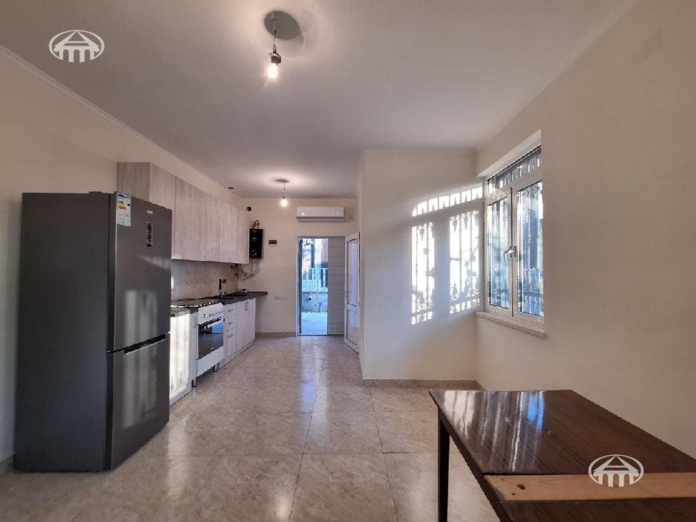 Mansion · 8 rooms · 460 m² · Kanaker-Zeytun