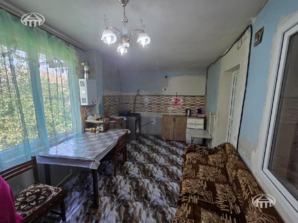 Mansion · 4 rooms · 150 m² · Balahovit