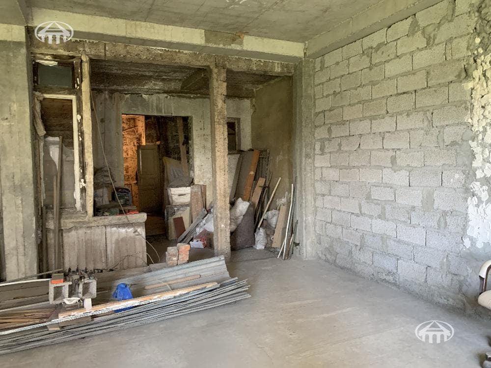 Квартира · 5 комн. · 277 м² · Кентрон