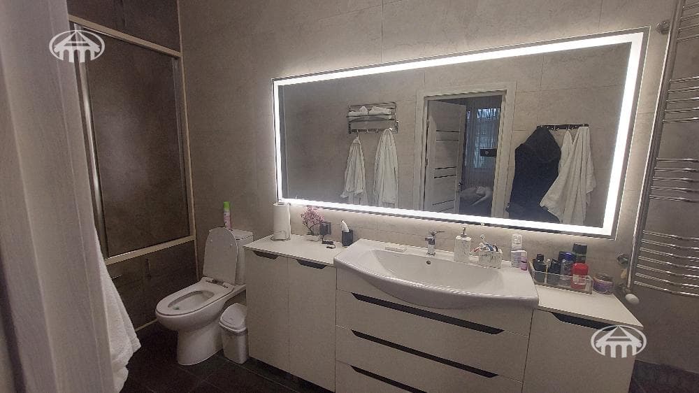 Mansion · 4 rooms · 292 m² · Qasax