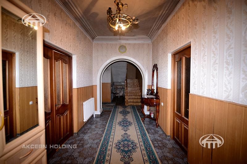 Особняк · 350 м² · Котайкская область