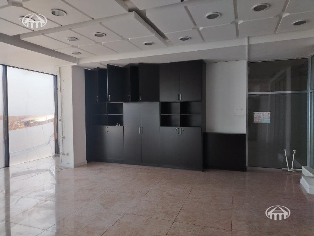 Այլ · 1567 մ² · Կենտրոն
