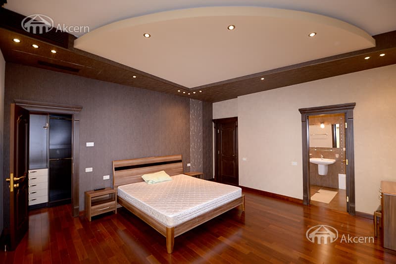 Особняк · 5 комн. · 394 м² · Ваагни
