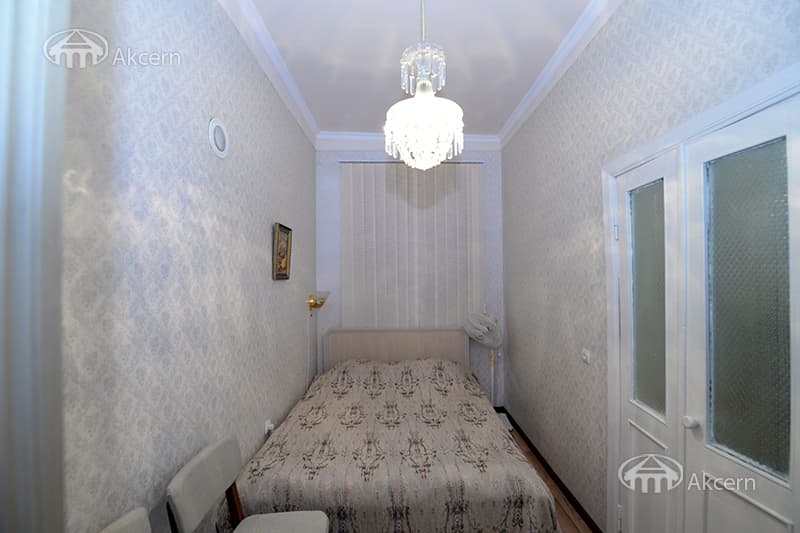Apartment · 2 rooms · 46 m² · Kentron