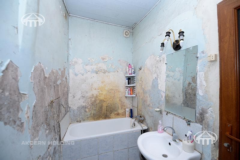 House · 3 rooms · 108 m² · Kentron