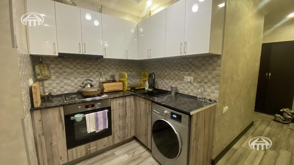 Apartment · 2 rooms · 62 m² · Arabkir