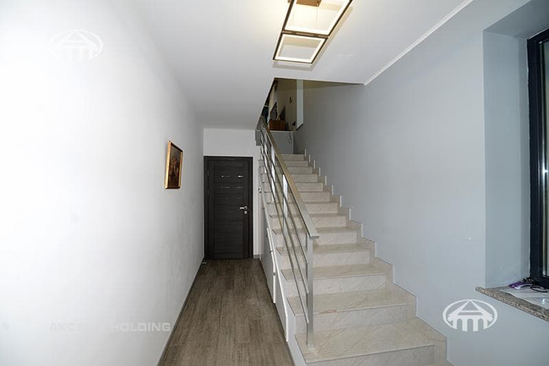 Mansion · 3 rooms · 120 m² · Kanaker-Zeytun