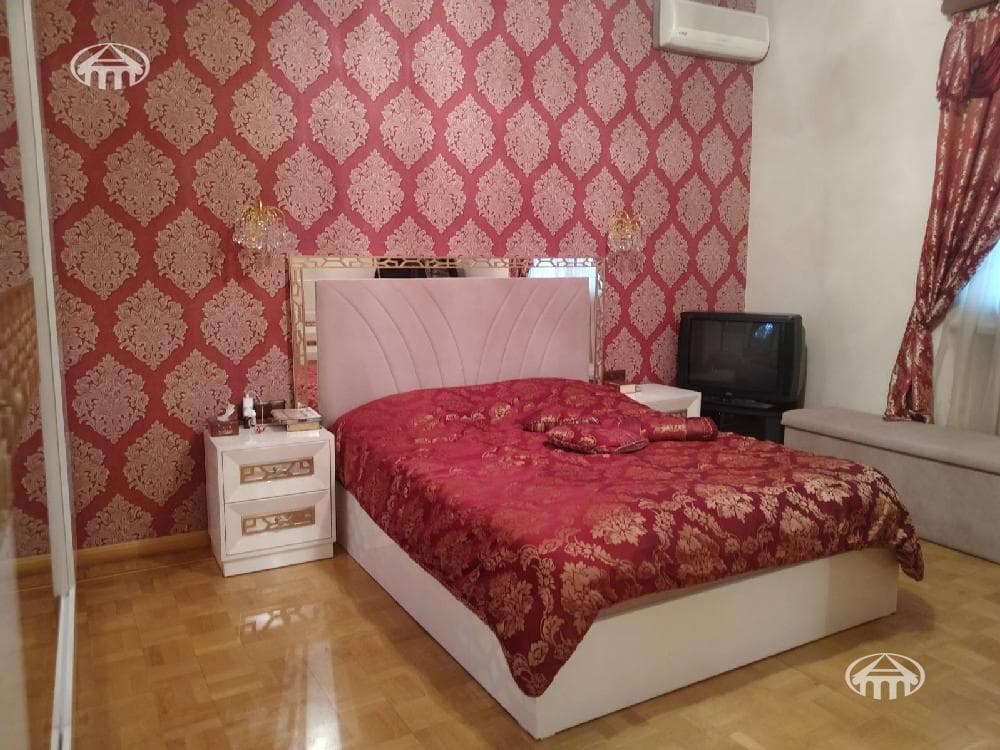 Առանձնատուն · 5 սեն. · 510 մ² · Էրեբունի