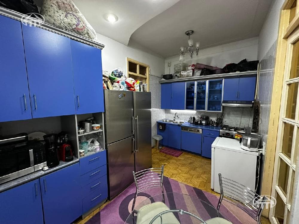 Apartment · 2 rooms · 75 m² · Kentron