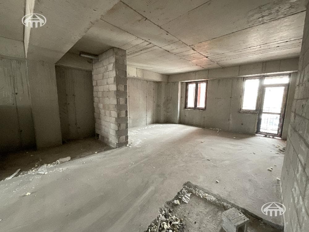 Բնակարան · 3 սեն. · 82 մ² · Քանաքեռ-Զեյթուն