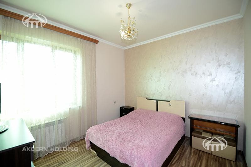 Особняк · 4 комн. · 261 м² · Давташен