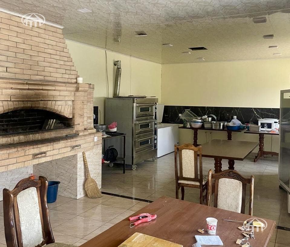 Ресторан · 725 м² · Еранос