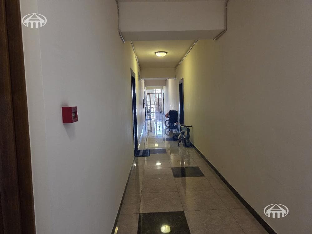 Apartment · 2 rooms · 75 m² · Kentron
