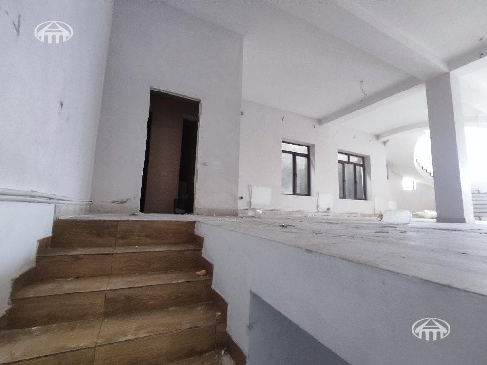Other · 327 m² · Davtashen