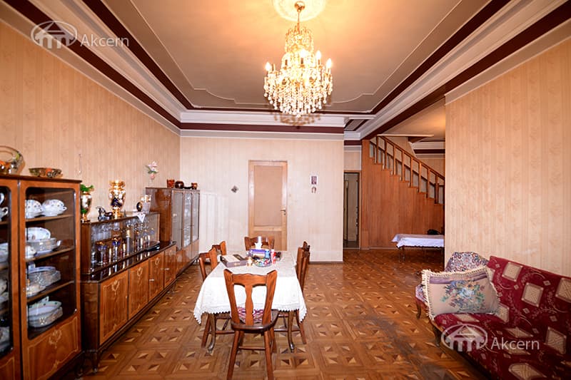 Особняк · 6 комн. · 600 м² · Нор Гехи