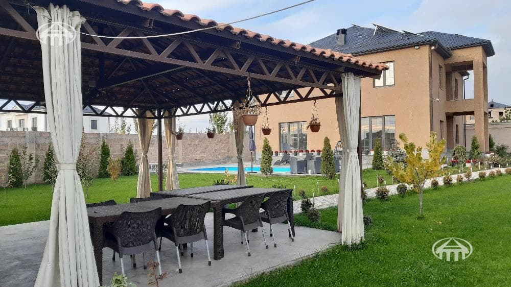 Mansion · 5 rooms · 280 m² · Dzoraghbyur