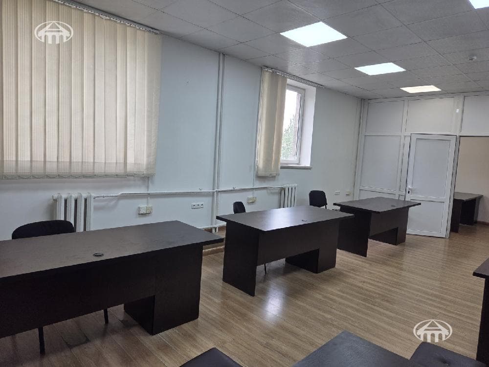 Office · 107 m² · Kentron