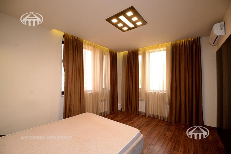 Mansion · 5 rooms · 388 m² · Arabkir