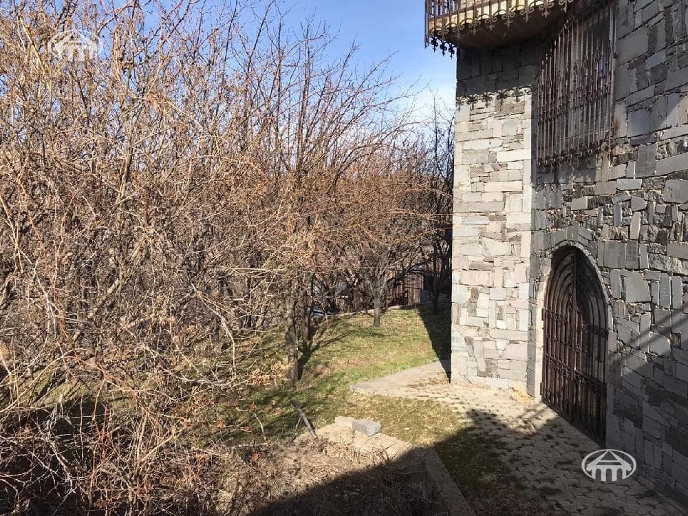 Ամառանոց · 3 սեն. · 98 մ² · Քարաշամբ
