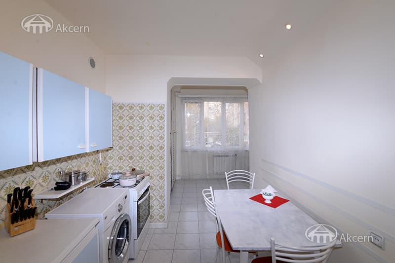 Квартира · 3 комн. · 85 м² · Арабкир