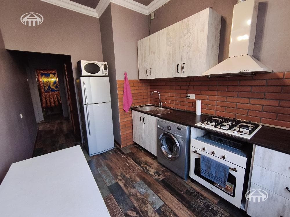 Квартира · 2 комн. · 72 м² · Шенгавит