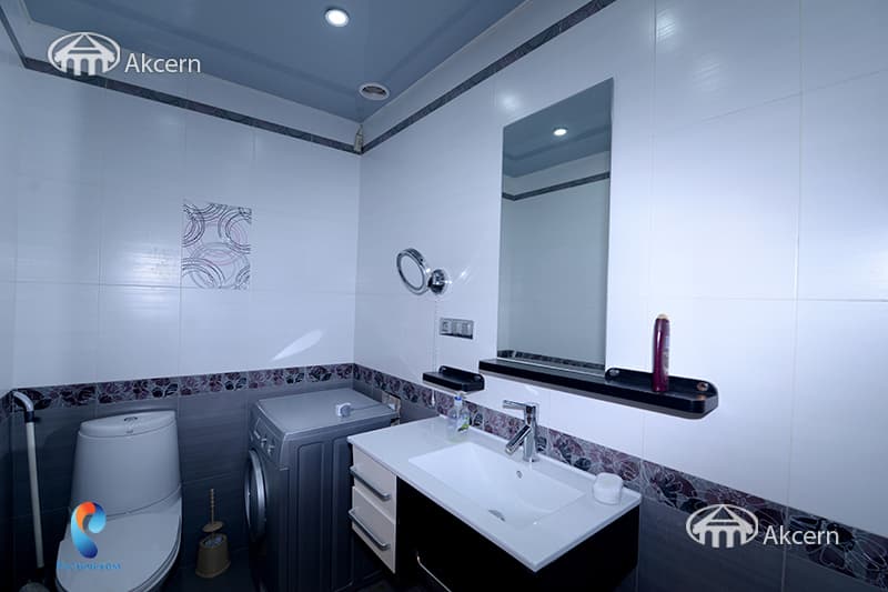 Apartment · 3 rooms · 98 m² · Kentron