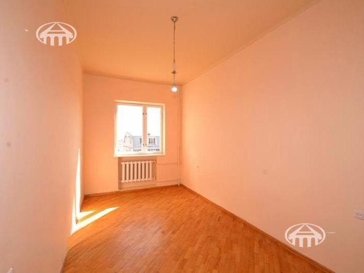 Առանձնատուն · 7 սեն. · 540 մ² · Աջափնյակ