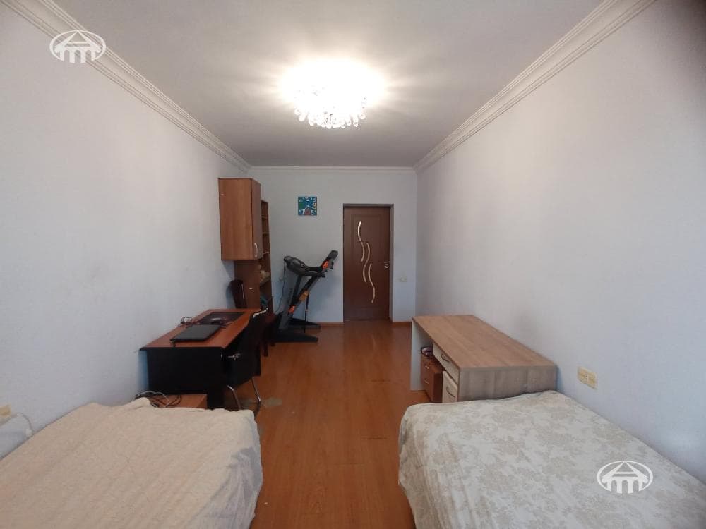 Բնակարան · 3 սեն. · 81 մ² · Կենտրոն