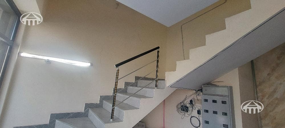 Квартира · 2 комн. · 66 м² · Кентрон