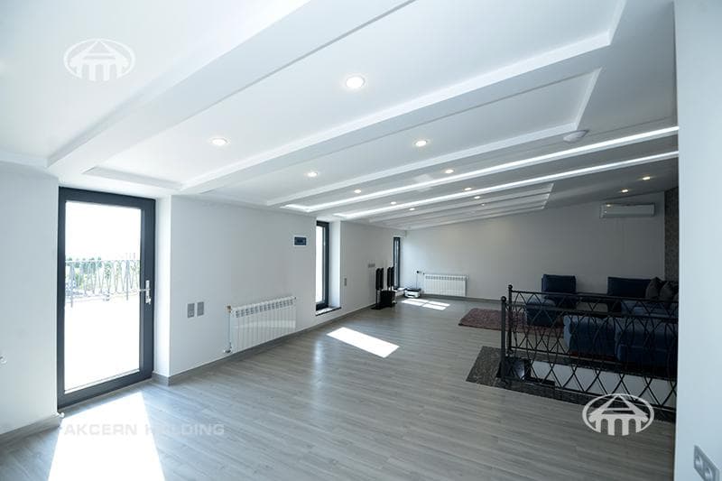 House · 6 rooms · 567 m² · Ajapnyak