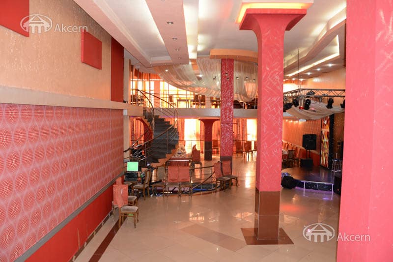 Restaurant · 1,127 m² · Kentron