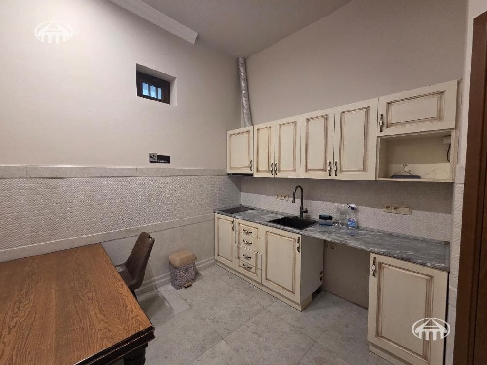 Офис · 127 м² · Кентрон