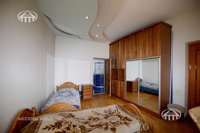 Mansion · 9 rooms · 671 m² · Arabkir