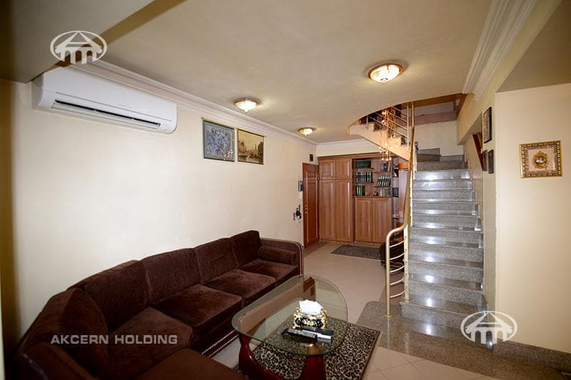 Apartment · 6 rooms · 134 m² · Kentron