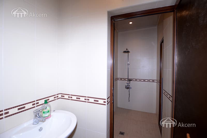 Office · 347 m² · Kentron