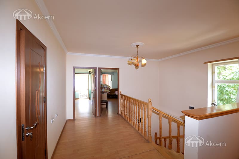 Ռեստորան · 500 մ² · Արաբկիր