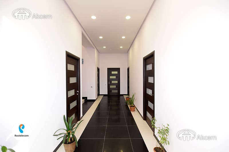 Особняк · 8 комн. · 520 м² · с. Ариндж
