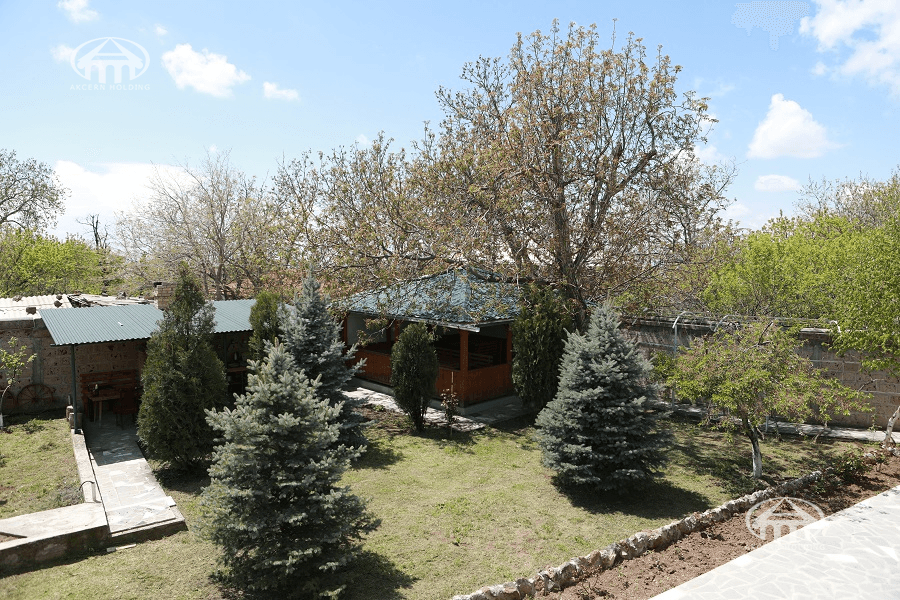 Особняк · 4 комн. · 326 м² · с. Мугни