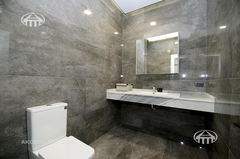 Mansion · 6 rooms · 334 m² · v. Arinj