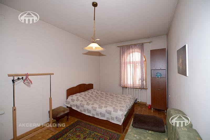 House · 5 rooms · 220 m² · Arabkir