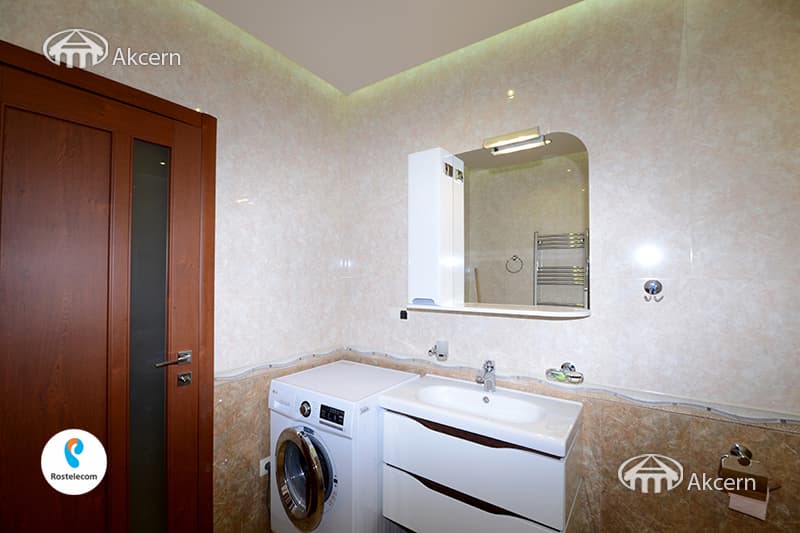 Apartment · 3 rooms · 95 m² · Kentron