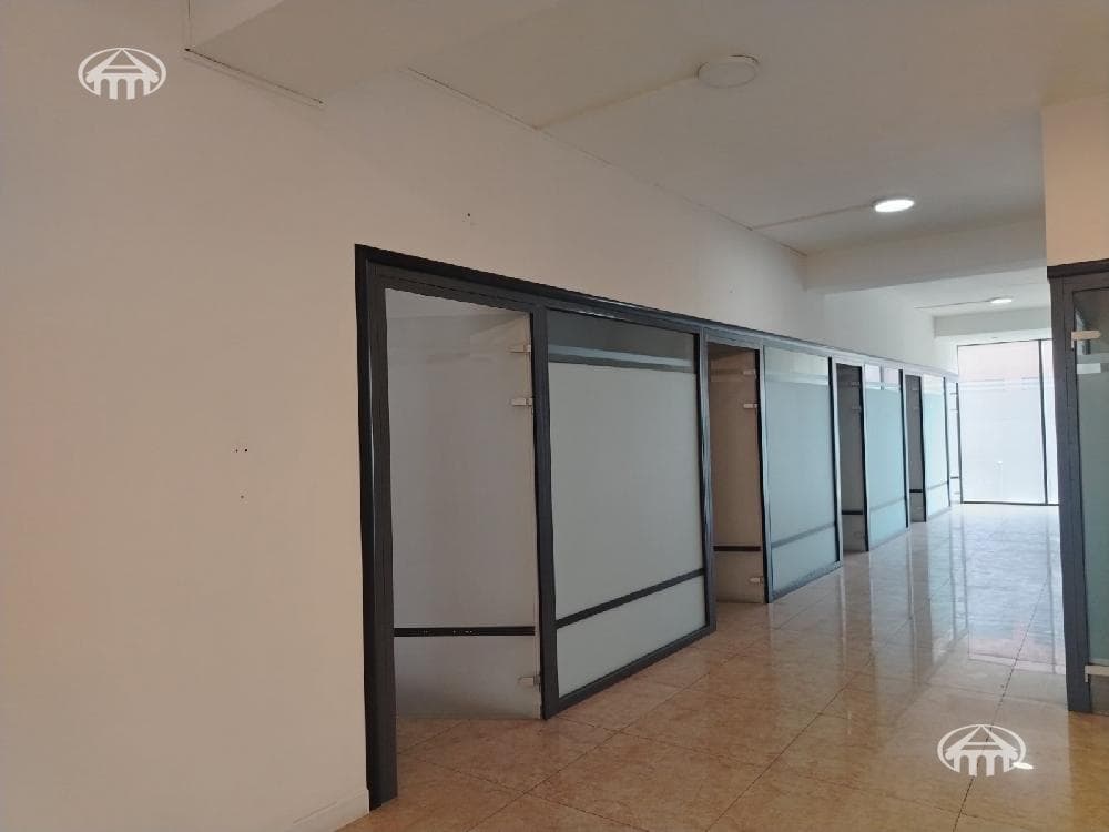Այլ · 1567 մ² · Կենտրոն