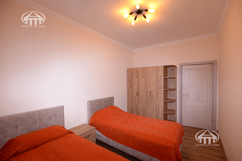 Квартира · 2 комн. · 58 м² · Кентрон