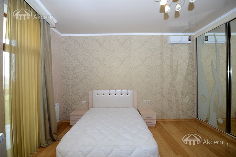 Квартира · 4 комн. · 133 м² · Арабкир
