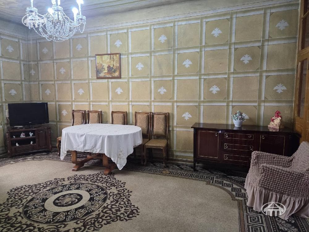 Առանձնատուն · 6 սեն. · 220 մ² · Առինջ