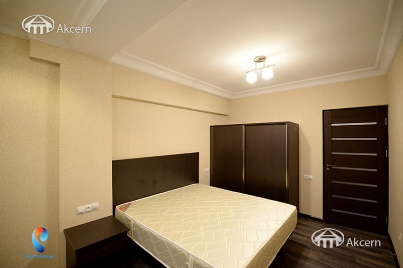 Apartment · 1 rooms · 42 m² · Kentron