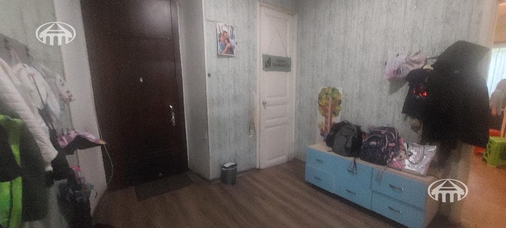 Բնակարան · 4 սեն. · 97 մ² · Կենտրոն