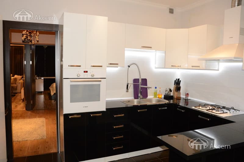 Квартира · 2 комн. · 65 м² · Кентрон