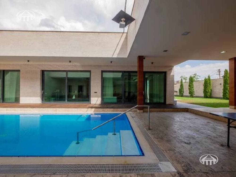 Mansion · 6 rooms · 500 m² · Kanaker-Zeytun
