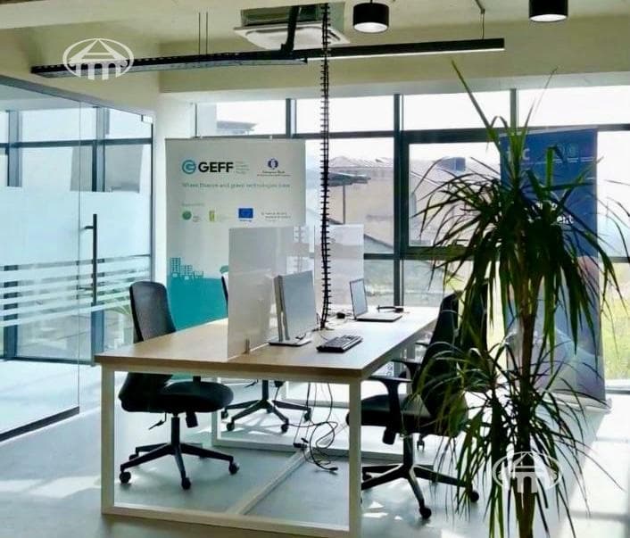 Офис · 845 м² · Кентрон